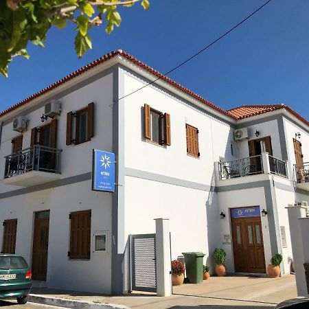 Mythos Suites-Hermes Apartment Methoni  Bagian luar foto